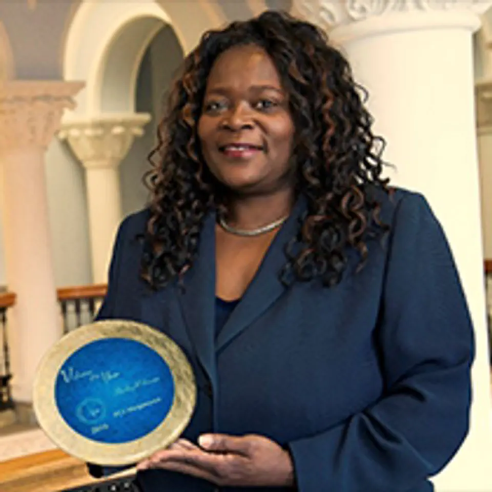 Portrait of SHIRLEY ROBINSON